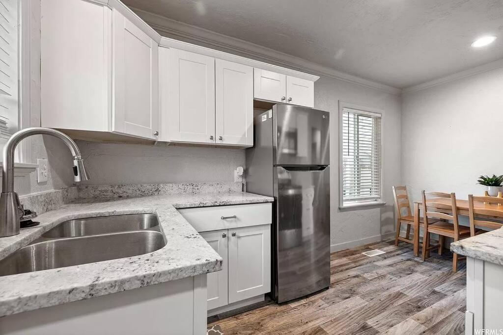 Cute Entire Small House With Large Yard! Pets Welcome! West Valley City Exterior foto